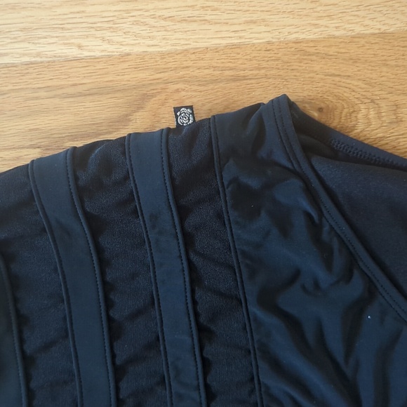 Aqua La Vie en Rose. Black One-Piece Halter Swimsuit. Size Medium. - Picture 2 of 8